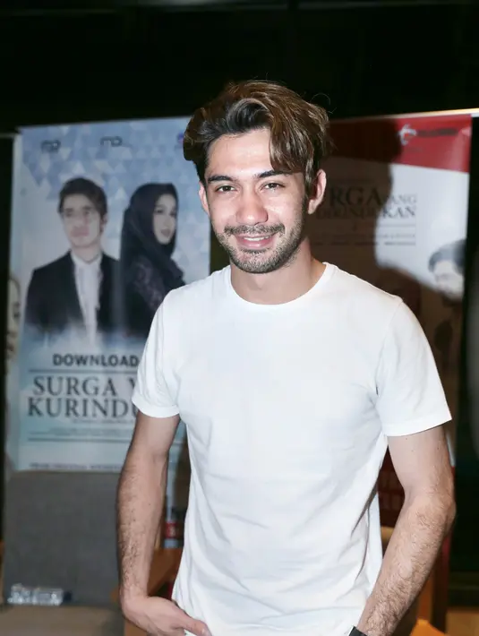 Berperan sebagai dokter Syarief, Reza banyak belajar soal keikhlasan. Meskipun ia mengaku semuanya membutuhkan proses yang tidak mudah baginya. (Galih W. Satria/Bintang.com)