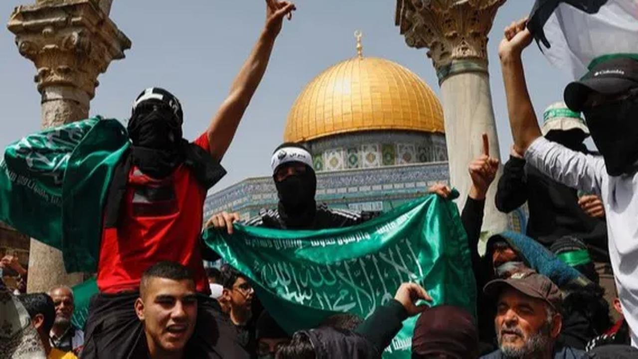 Maller juga mengatakan kisah dua rabbi yang melindungi Kabah ini bisa menjadi contoh bagi pemimpin Arab dan Yahudi hari ini, agar lebih mementingkan rekonsiliasi daripada balas dendam.