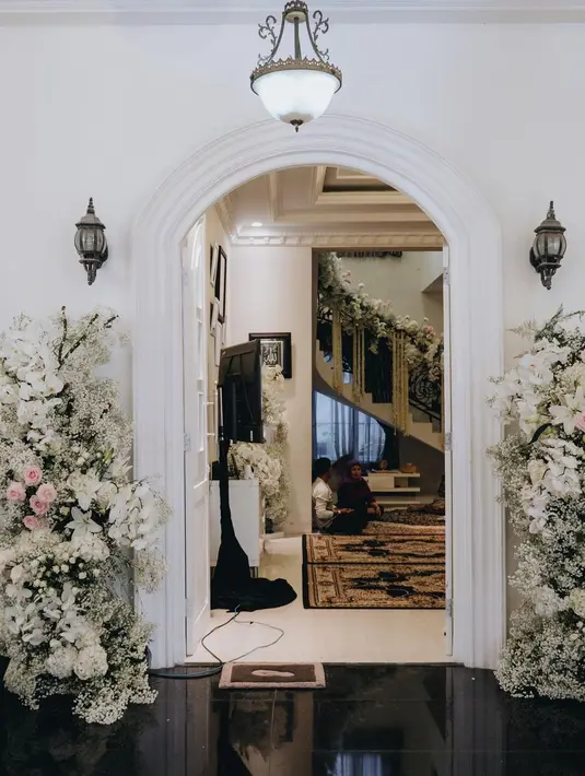 [Instagram/thebridestory]