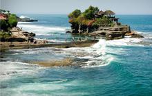 5 Mitos Tanah Lot yang Perlu Diketahui Wisatawan, Diyakini Ada Ular Suci