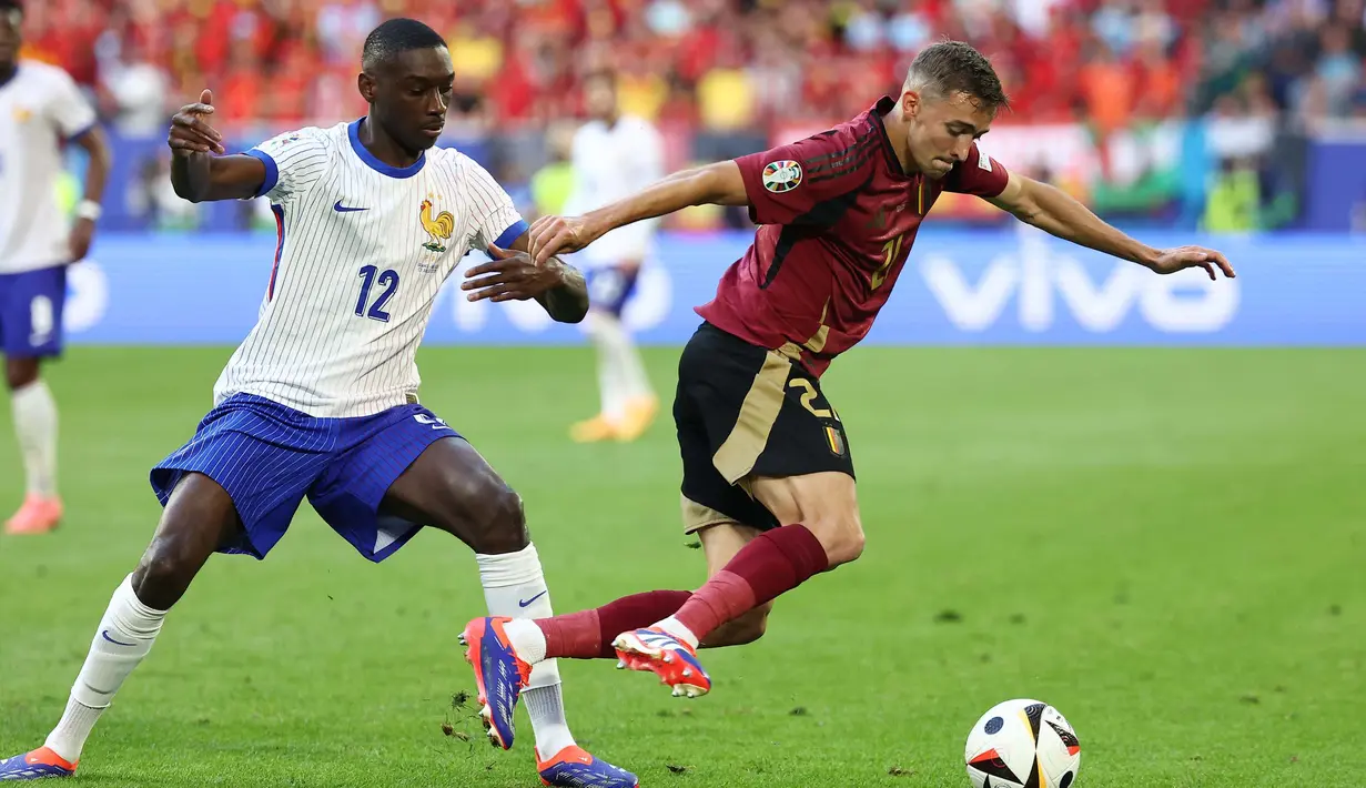 Prancis dan Belgia sama-sama memiliki sejumlah peluang mencetak gol. (FRANCK FIFE/AFP)