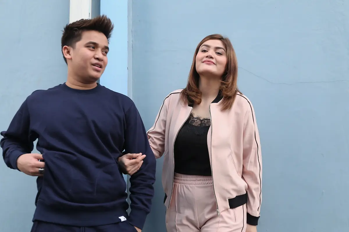[Bintang] Billy Syahputra dan Hilda Vitria
