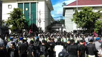 Suasana depan lokasi sidang Ahok. (Liputan6.com/Fachrur Rozie)