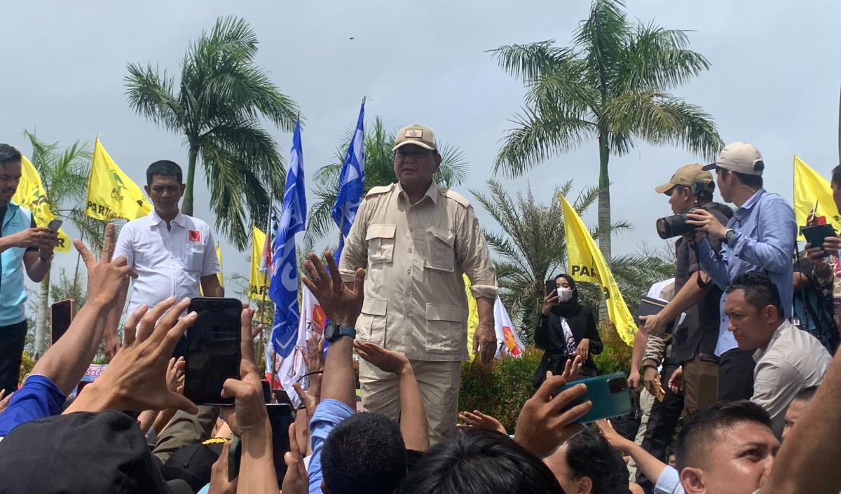 Juri mengatakan, Prabowo telah mencanangkan bahwa tim nasional RI harus bisa masuk ke piala dunia.&nbsp;