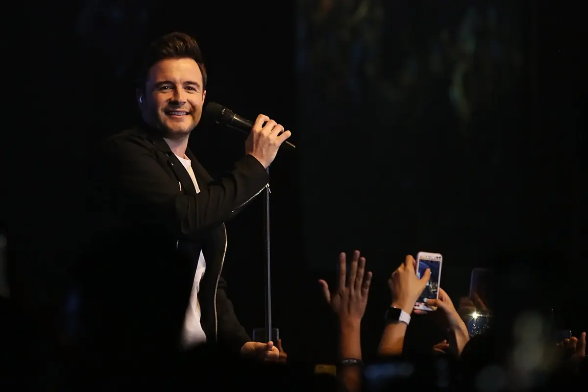 [Bintang] Shane Filan Siap Gelar Konser Lagi di Indonesia