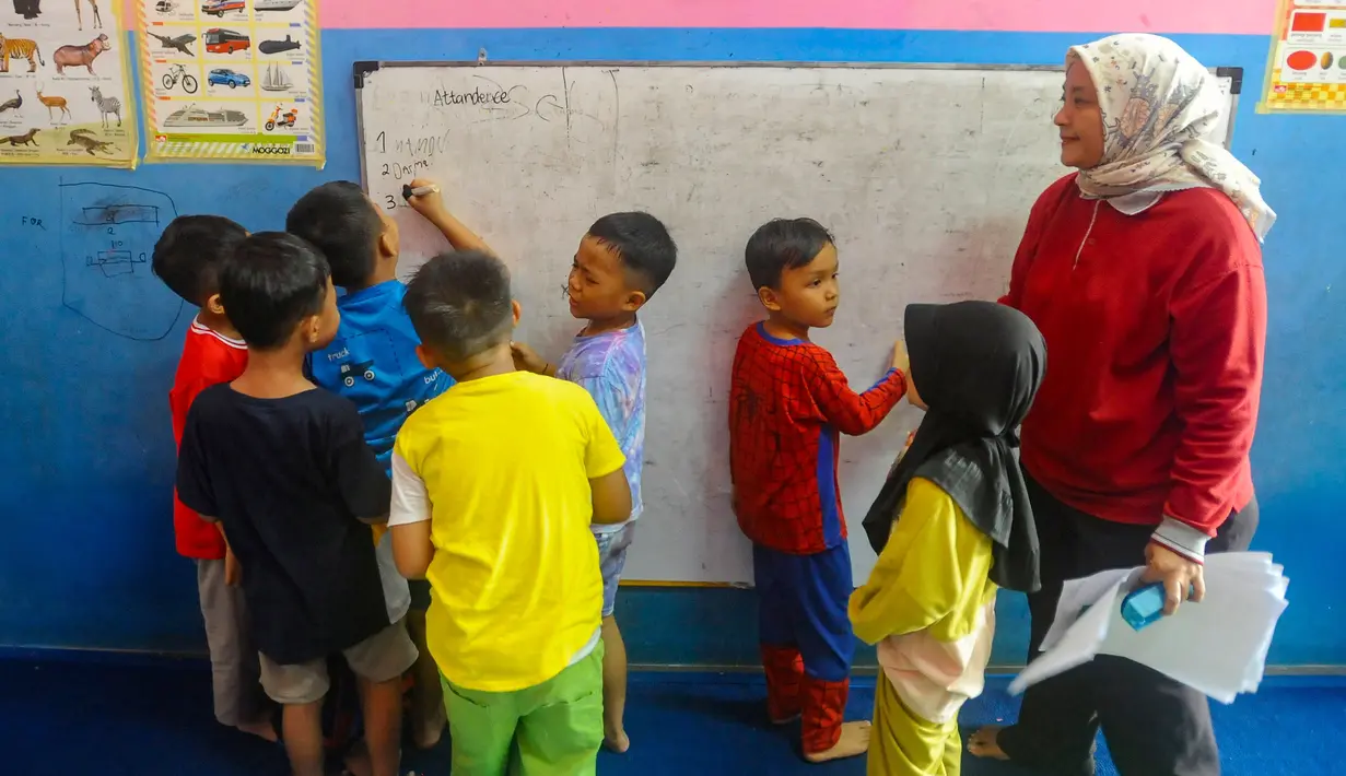 Kegiatan ini dikhususkan untuk murid-murid Pendidikan Anak Usia Dini (PAUD) dan Sekolah Dasar (SD). (merdeka.com/Arie Basuki)