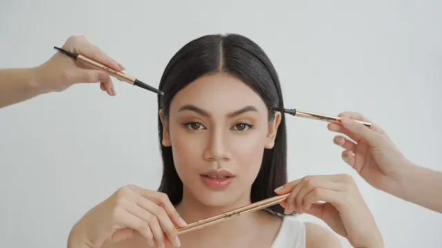 Browlogy, Solusi Praktis Menata Alis Mata di Produk 3in1