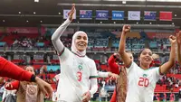 Nouhaila Benzina&nbsp;wanita asal Maroko merupakan pesepakbola pertama yang memakai hijab di Piala Dunia. (Dok: Instagram @benzinanouhaila)