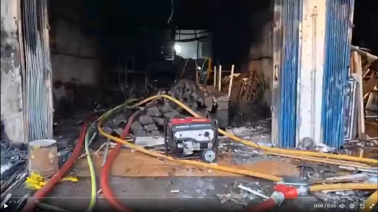Kebakaran Hebat Ruko Frame di Mampang Prapatan Padam