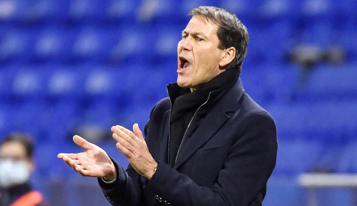 Rudi Garcia - Pelatih asal Prancis ini merupakan juru taktik sarat pengalaman. Gaya sepakbola menyerang yang melekat pada Rudi Garcia sepertinya bisa cocok untuk Barcelona yang punya banyak penyerang hebat di skuadnya. (AFP/Philippe Desmazes)