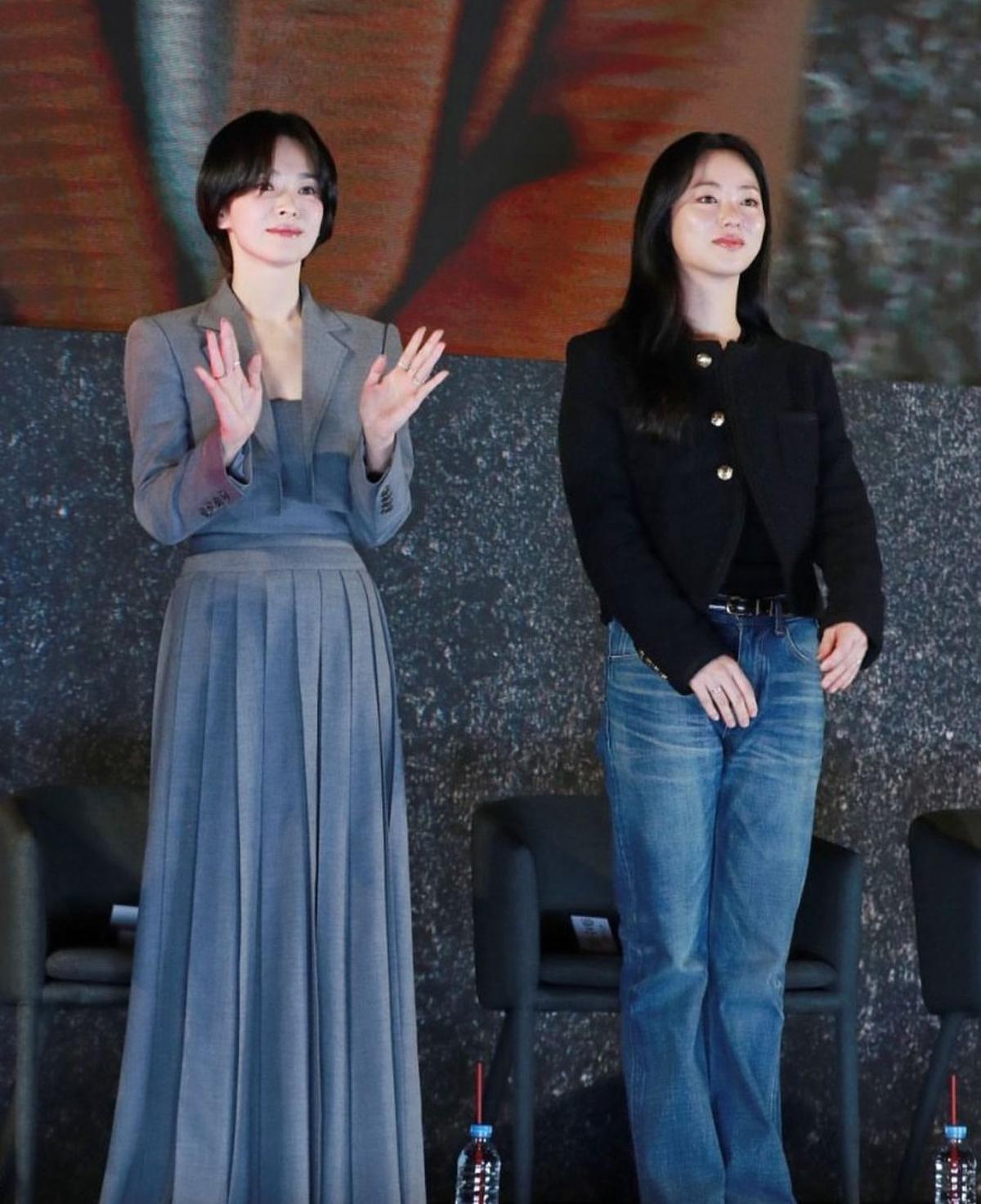 Song Hye Kyo Tampil Fresh, Rambut Pendeknya Disebut Mirip Usia 20-an
