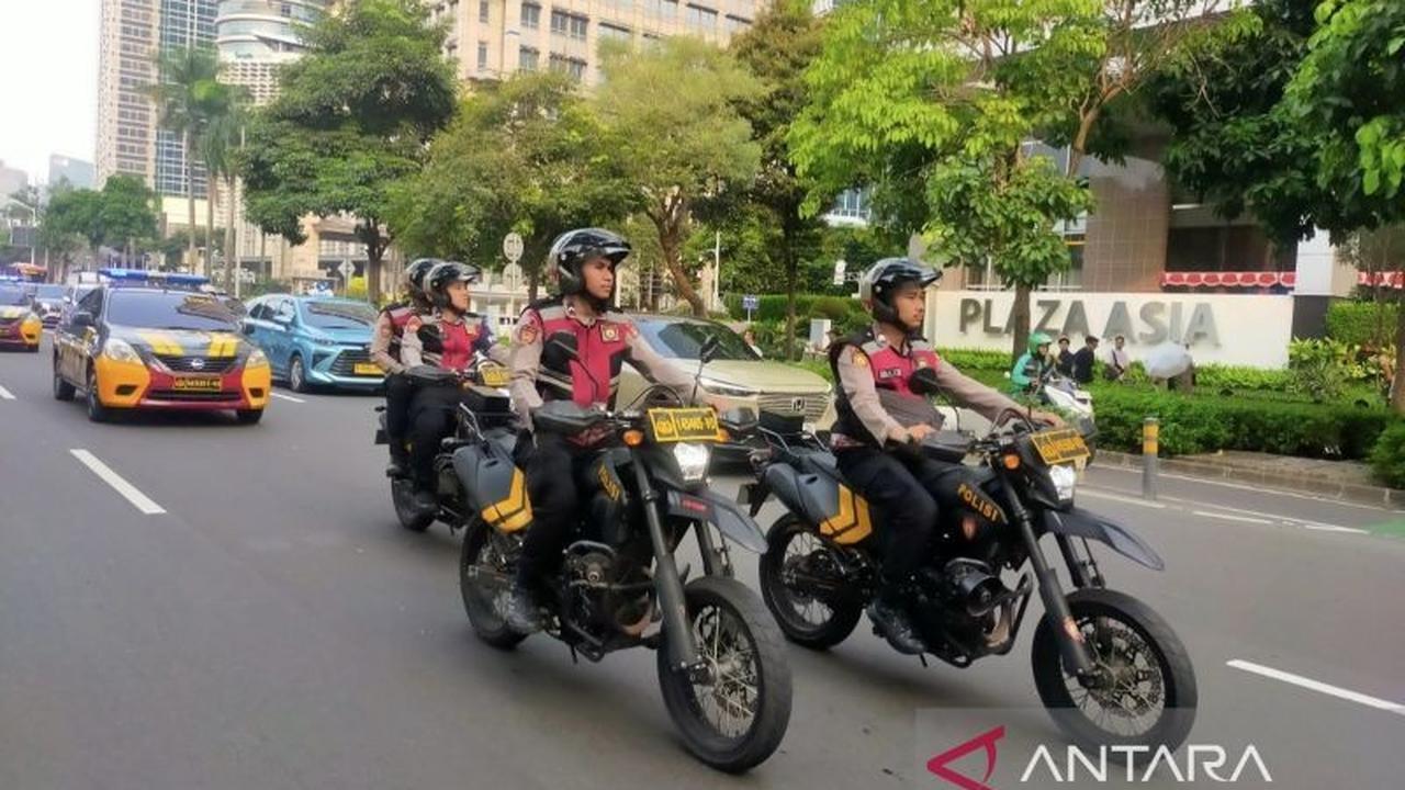 Fakta Unik: 119 Personel Dikerahkan! Patroli Skala Besar Polda Metro Jaya Jaga Keamanan Jakarta Malam Hari
