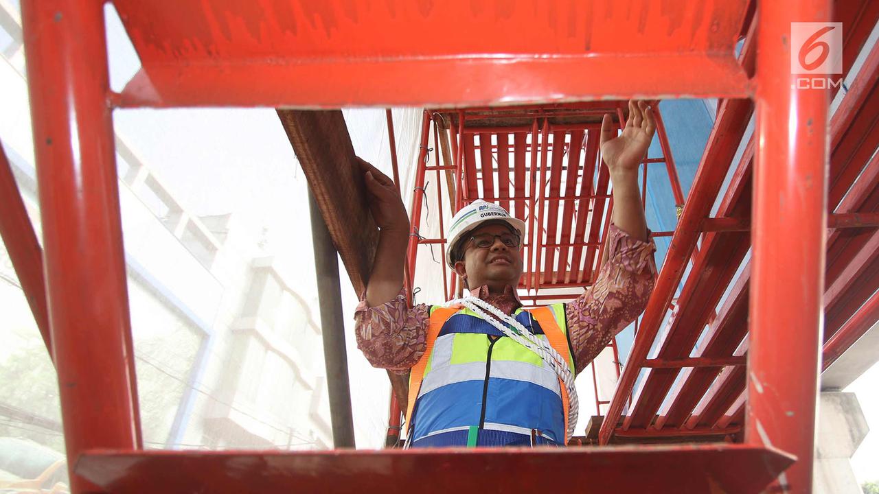 Anies-Sandi Tinjau Proyek MRT