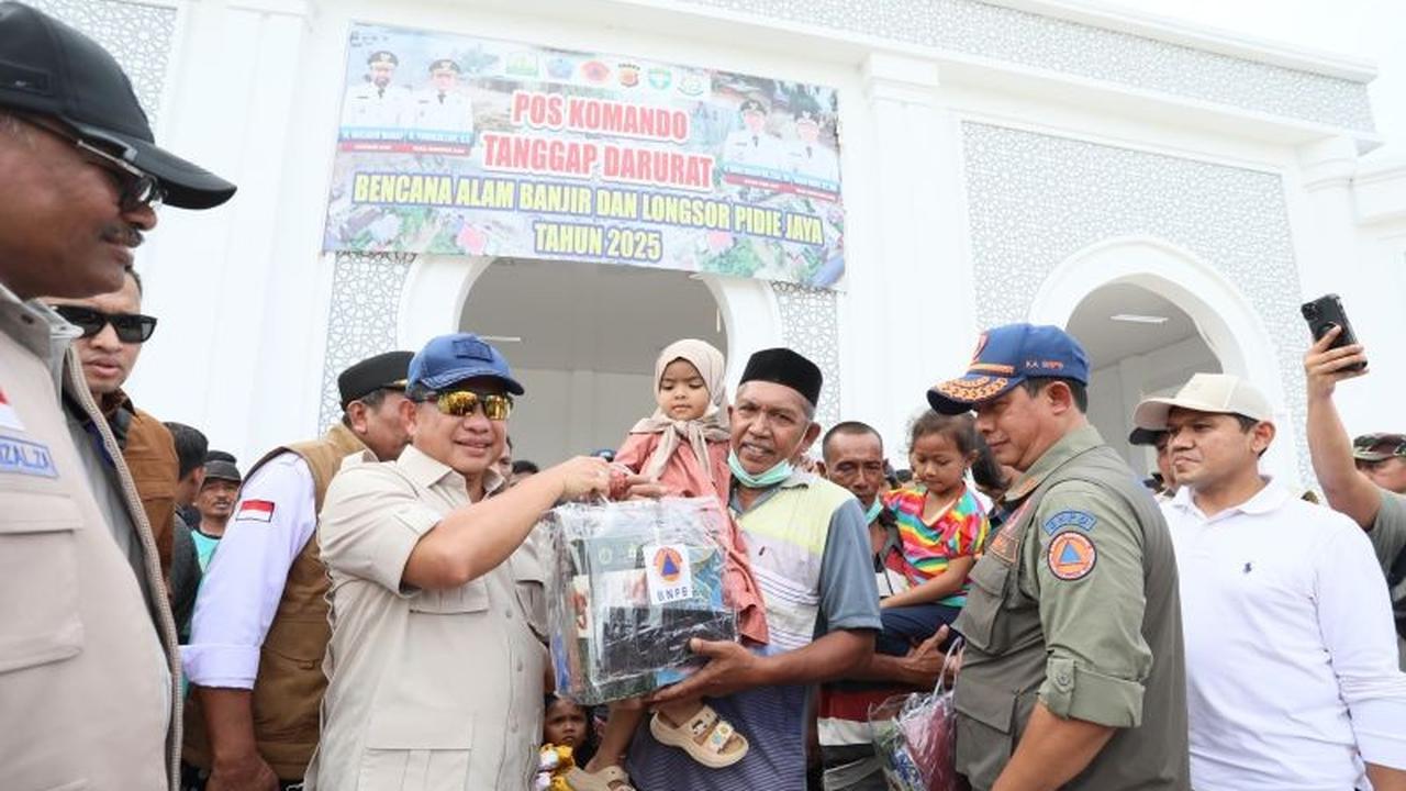Mendagri Serahkan Bantuan Bencana Pidie Jaya, Dorong Percepatan Pemulihan Aceh
