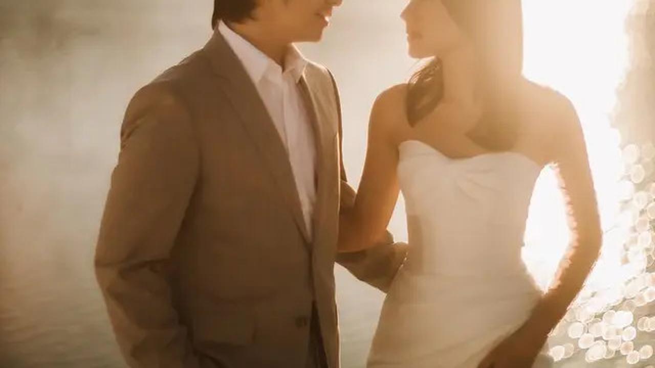 8 Foto Prewedding Angga Yunanda dan Shenina Cinnamon yang Bak Adegan Film Berbagai Genre