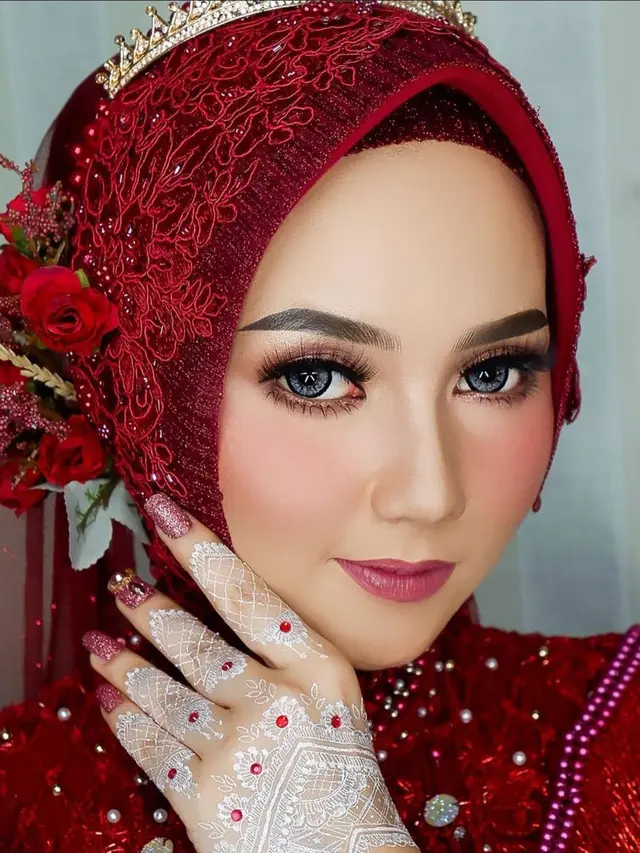 7 Gaya Lala Widy Saat Pakai Hijab Ini Bikin Pangling