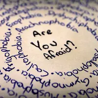 Fobia terhadap badut atau sesuatu hal? Dengan melihat gambar ini kamu bakal paham, kenapa bisa terjadi ketakutan itu.