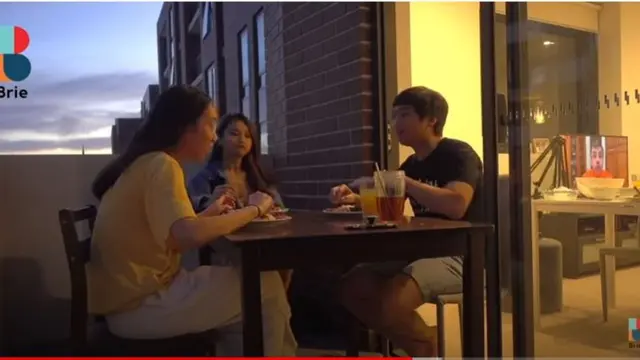 Tinggal di Australia, Apa Menu Buka Puasa Acha Septriasa?