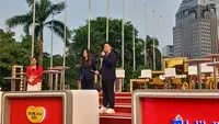 Ketika Layar LED Jadi Spot Foto Baru di Tengah Kota