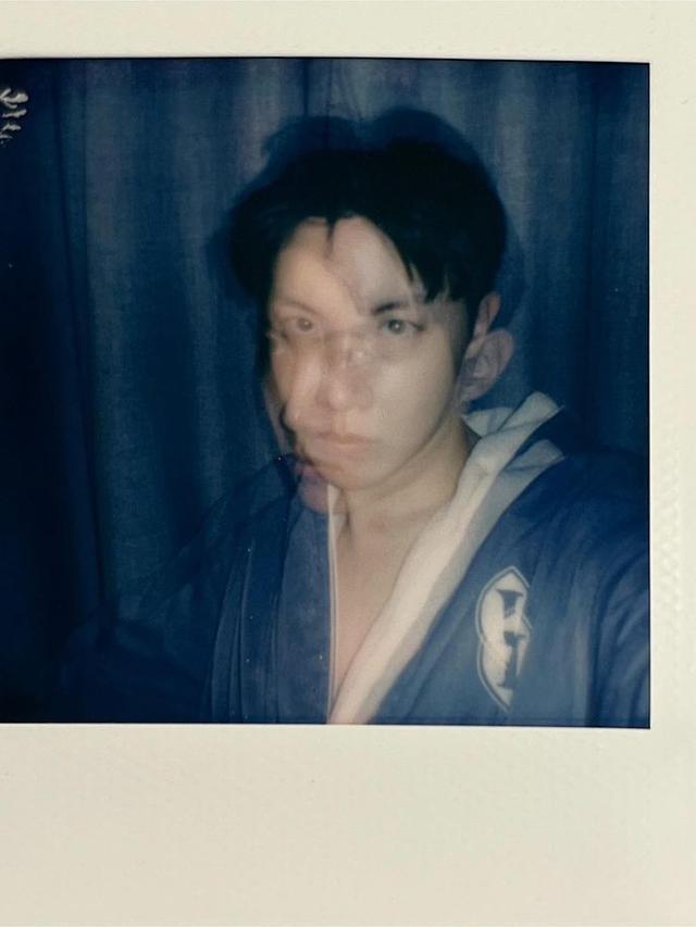 Unggahan J-Hope. (Instagram/ @uarmyhope)