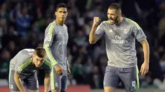 Real Madrid harus puas bermain imbang kala bertandang ke Stadion Benito Villamarin, Sevilla, kandang Real Betis, Minggu (25/1/2016) dini hari WIB. Gol telat Karim Benzema selamatkan muka Madrid dari kekalahan.