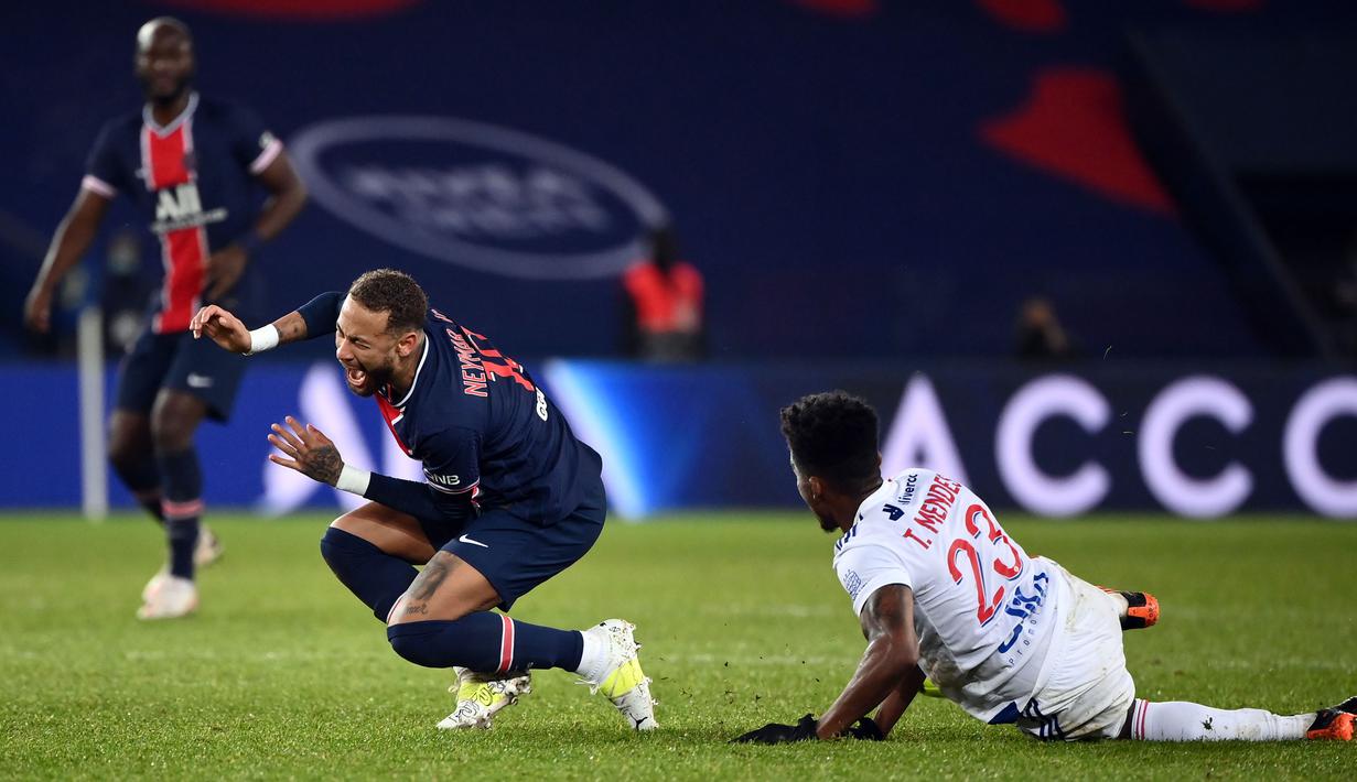 Kekalahan ini juga membuat PSG berada di posisi ketiga klasemen Ligue 1, satu poin di belakang pemuncak klasemen Lille dan Lyon. (AFP/Frank Fife)