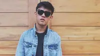 Jevin Julian Sesali Masa Lalunya, Ada Apa?