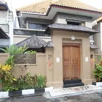 Rumah Bali Modern (Sumber: Pinterest/kristy Freeman)