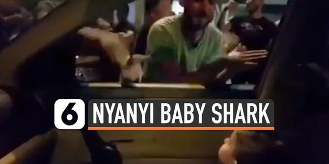 VIDEO: Demi Hibur Balita, Demonstran di Libanon Nyanyi Baby Shark