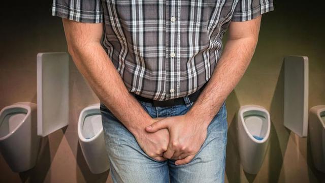 Awas, Ini Akibatnya jika Sering Menahan Kencing!