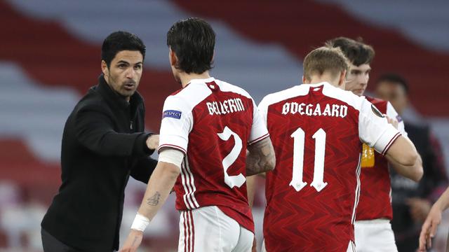 FOTO: Villarreal Gagalkan All English Final usai Singkirkan Arsenal - Mikel Arteta; Hector Bellerin