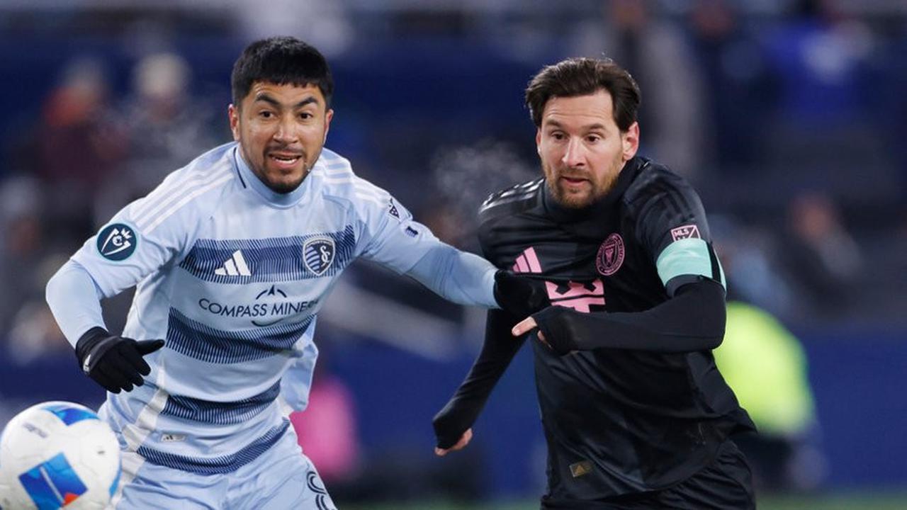 Wasit Minta Jersey Messi Setelah Laga Inter Miami
