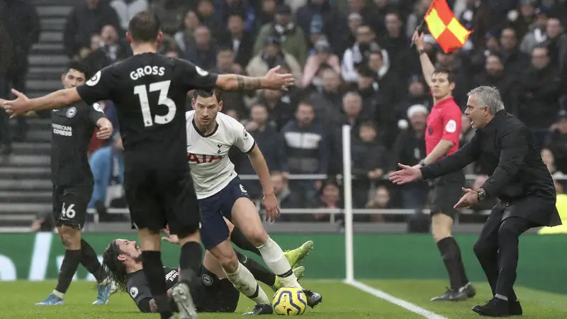 Tottenham Hotspur Vs Brighton & Hove Albion