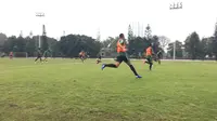 Timnas Indonesia U-22 melakukan latihan rencana permainan di hari keempat pemusatan latihan di Lapangan ABC Senayan, Jakarta, Kamis (10/1/2019). (Bola.com/Benediktus Gerendo Pradigdo)