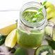 Resep Smoothie Hijau Detox dengan Jahe dan Lemon./Copyright depositphotos.com/nadianb