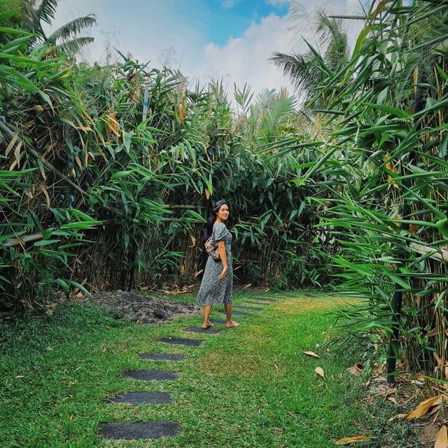 7 Potret Raisa dan Hamish Daud Liburan di Magelang, Nikmati Suasana Alam