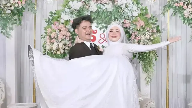 Mantan Babysitter Mawar AFI Lepas Hijab