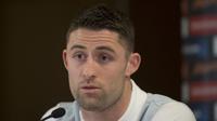 Gary Cahill siap memipin timnas Inggris pada partai melawan Jerman. (EPA/Jason Powell)