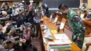 KSAD Jenderal TNI Andika Perkasa bersiap untuk menjalani uji kelayakan dan kepatutan calon Panglima TNI di gedung DPR, Jakarta, Sabtu (6/11/2021). Andika Perkasa diajukan Presiden Joko Widodo sebagai Panglima TNI menggantikan Marsekal Hadi Tjahjanto yang pensiun bulan ini (Liputan6 com/Angga Yuniar)