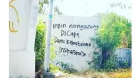 Potret 5 Coretan di Dinding Ini Nyeleneh Banget, Bikin Tepuk Jidat (sumber: Instagram.com/ngakakkocak)