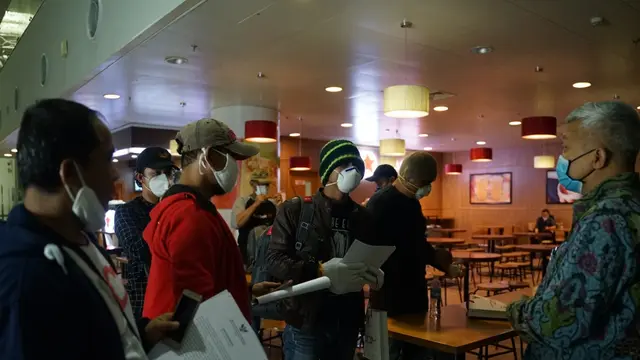 KBRI Hanoi memfasilitasi kepulangan 18 WNI yang sempat tertahan di Vietnam.