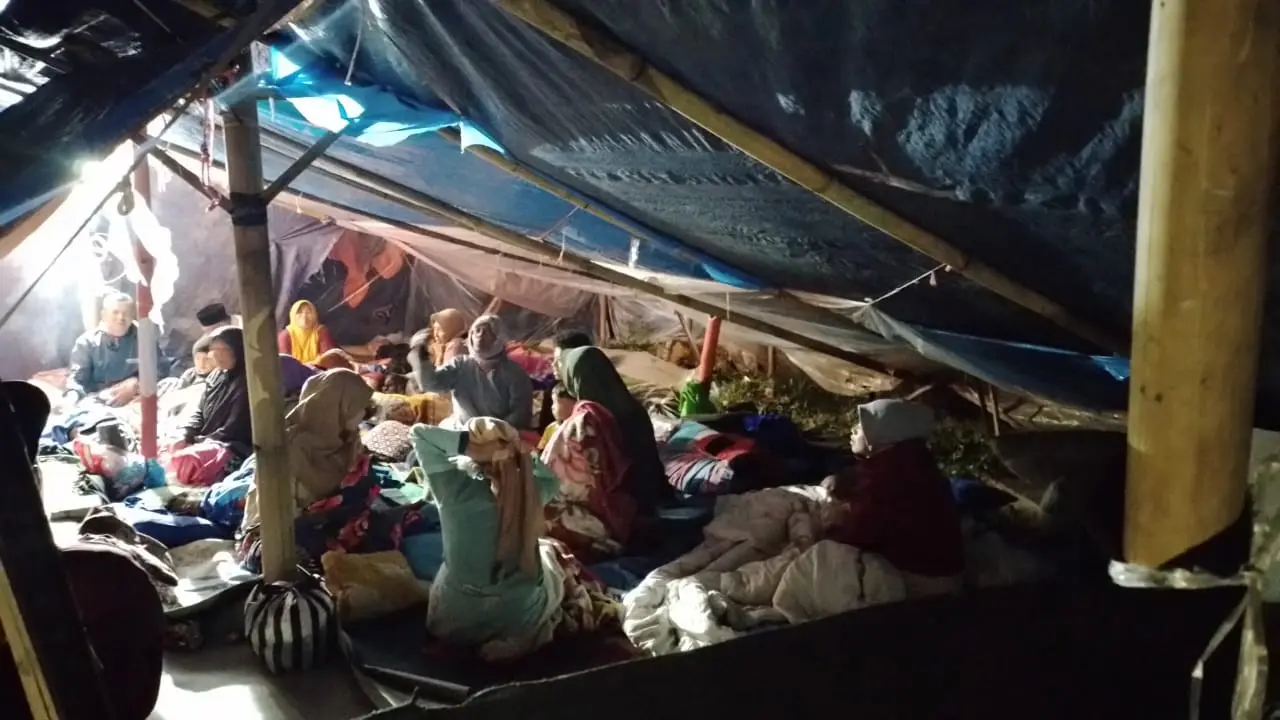Tolong! Warga Terdampak Gempa Cianjur di Sukabumi Butuh Bantuan (Fira Alfi Syahrin)