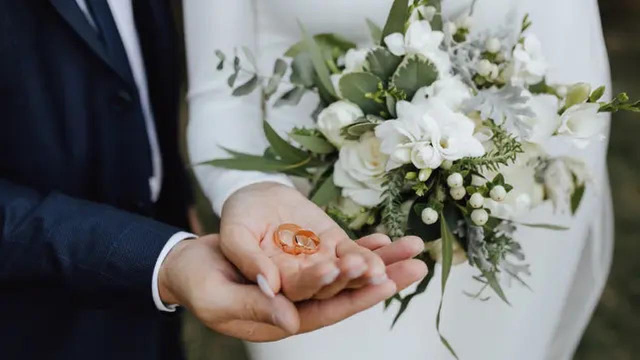 Panduan Lengkap Syarat Nikah 2025: Dokumen, Blangko KUA, dan Ketentuan untuk Pria & Wanita