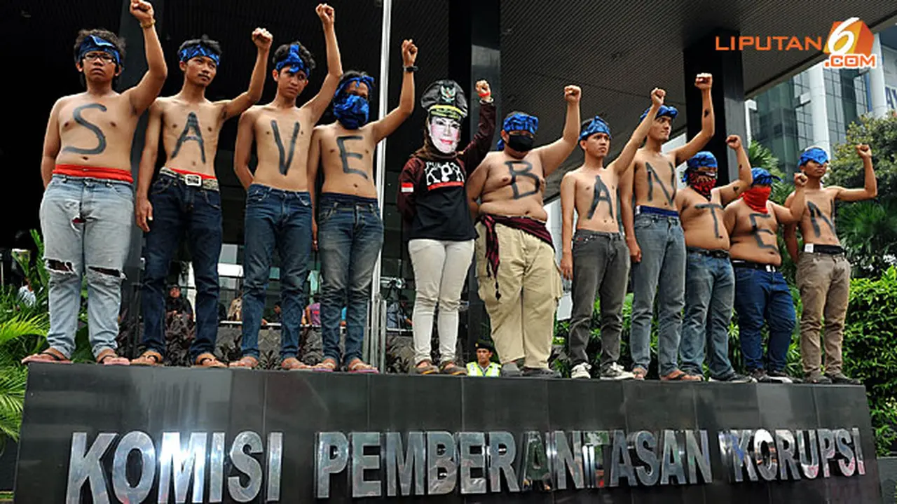 demo-atut-kpk-131011b.jpg