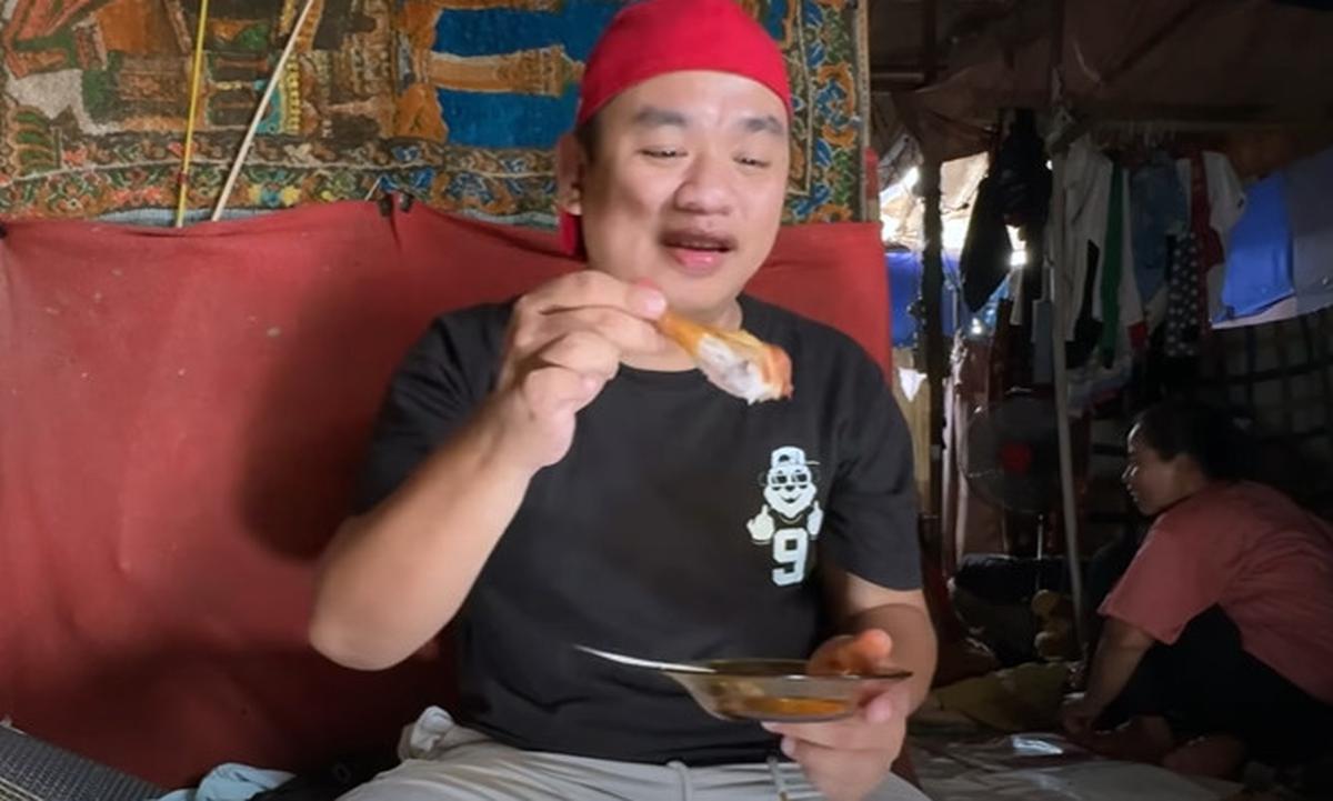 Miris, Wanita Paruh Baya Ini Beli Ayam Bekas Restoran Untuk Menu Makan 'Alhamdulillah, Enggak Pernah Sakit Kuasa Allah'