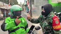 Aksi Tanggap Erupsi, Korem 051 Wijayakarta Berbagi Masker