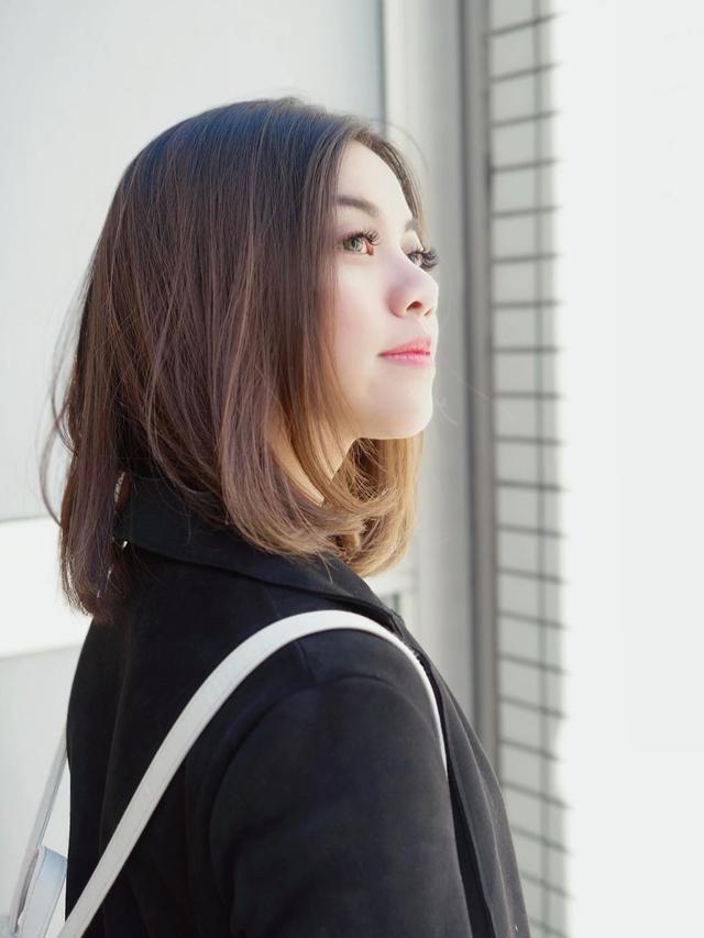 Pesona YouTuber Frissly Herlind. (Sumber: Instagram/frisllyherlind)