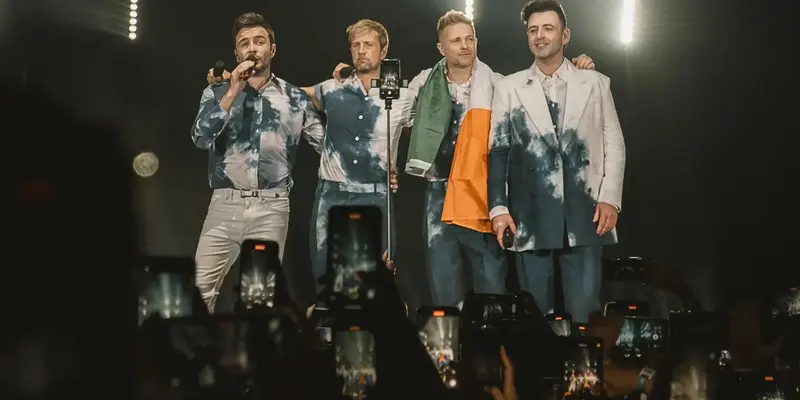 Westlife (Foto: Instagram/@colorasialive)