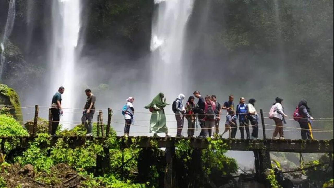 Jadi spot foto ciamik