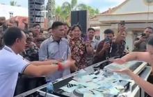 Viral Videonya lagi Joget hingga 'Nyawer' ke DJ Cantik, Ini Pembelaan Anggota DPRD Kabupaten Lampung dari PKB